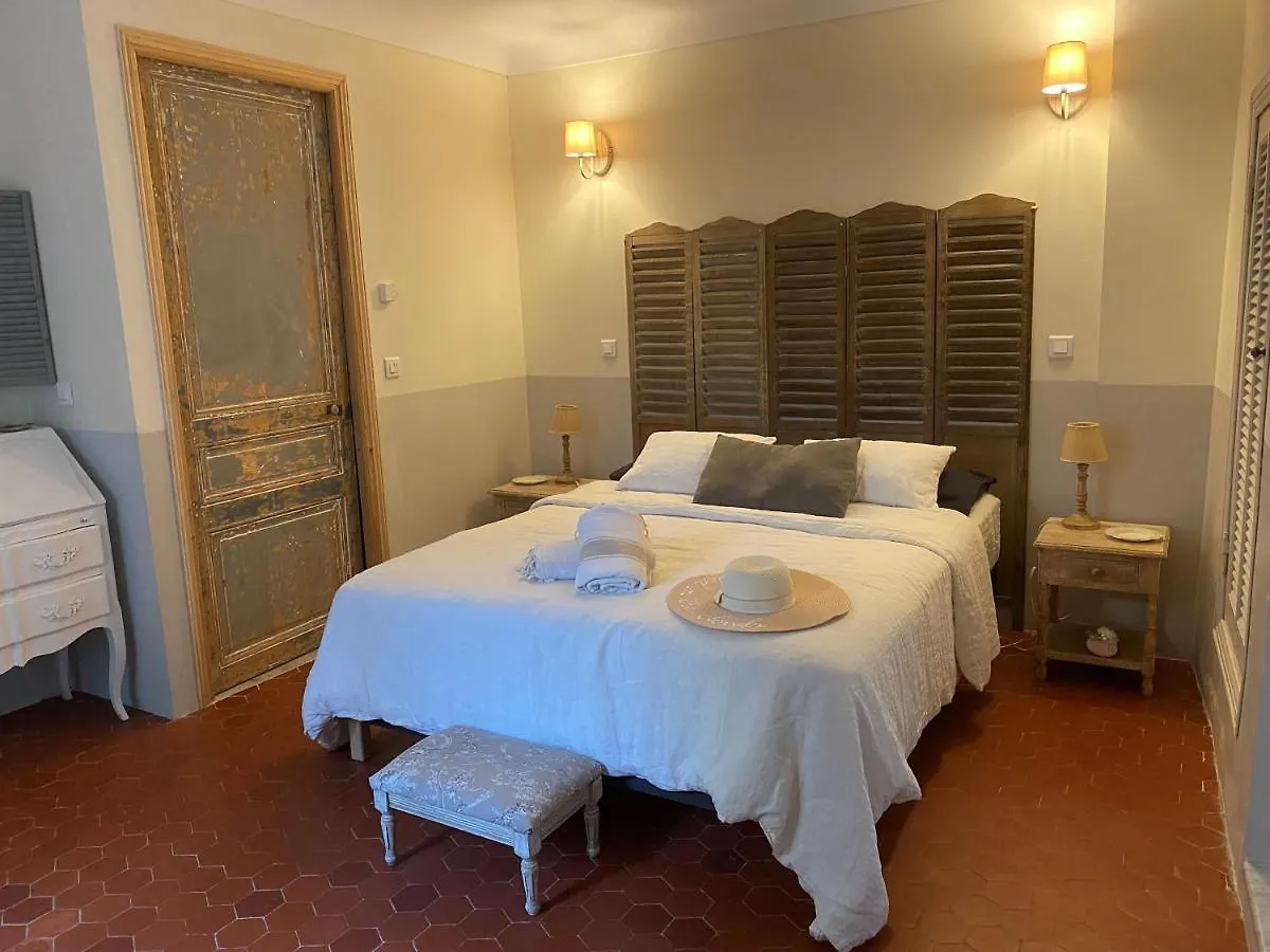 Le Jardin D'Elma Bed and Breakfast Vence 0*,  Frankrijk